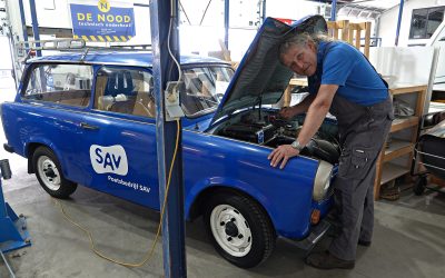 Blinkende auto’s, groeiende mensen